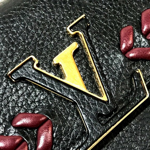 AUTHENTIC LOUIS VUITTON Taurillon Clemence Portefeuille - Capsine Wallet - Picture 7 of 7